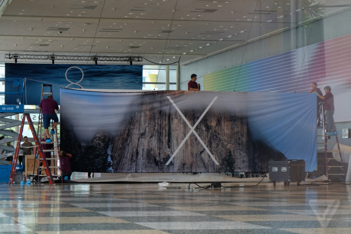Paparan OS X 10.10 Yosemite Tertiris Ke Arena Web