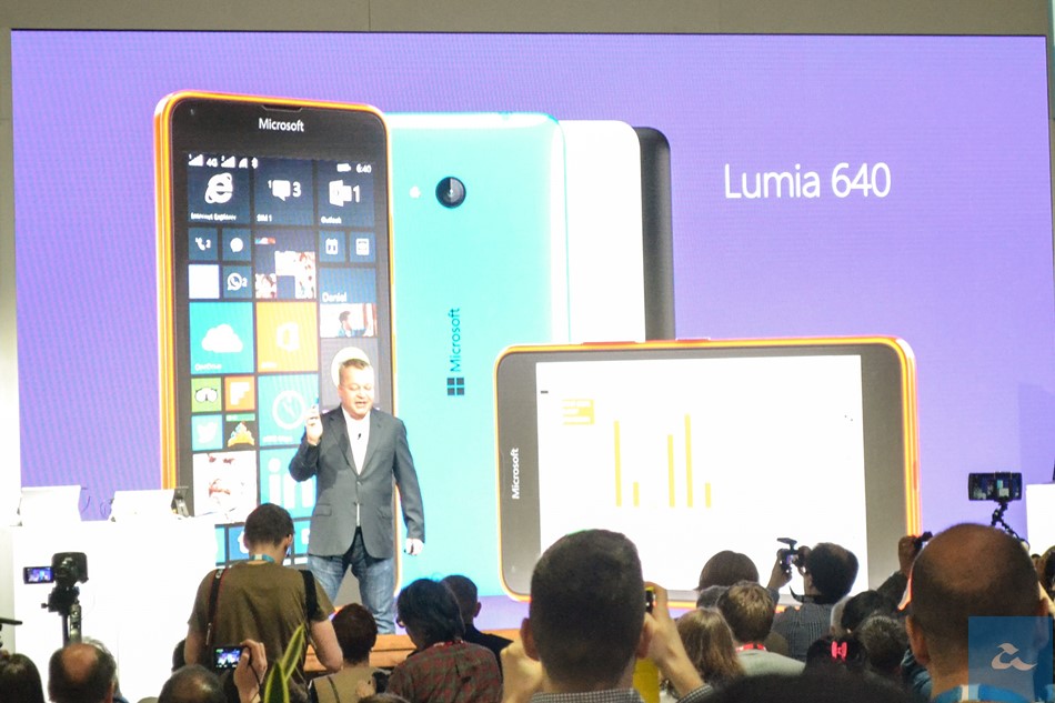 Microsoft Melancarkan Lumia 640 – Hadir Dengan Windows Phone 8.1, Bakal Menyokong Windows 10