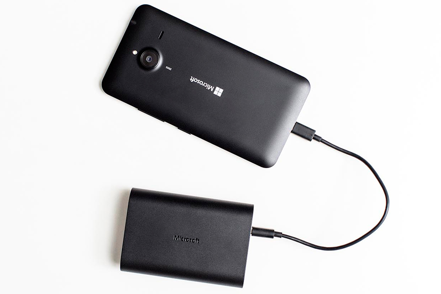 Microsoft-Portable-Dual-charger_Lumia-640-XL