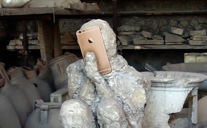Pompeii-Iphone