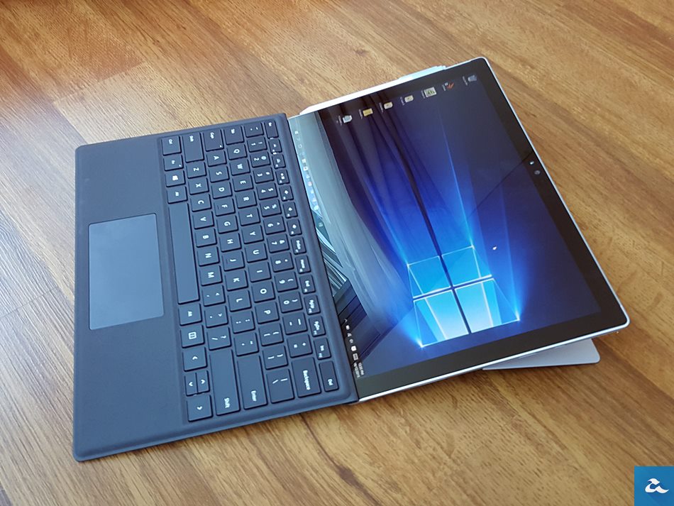 (Ura-Ura) Microsoft Surface Pro 5 Akan Hadir Sebelum Mac 2017