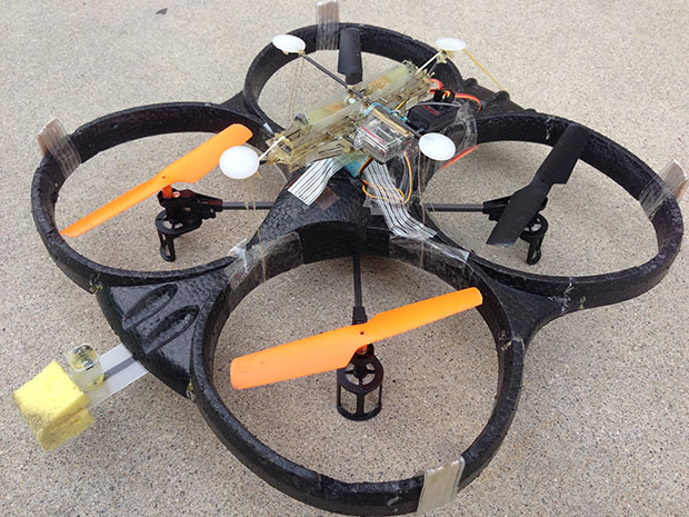Dron Ini Boleh Mendarat Pada Pelbagai Permukaan Seperti Serangga