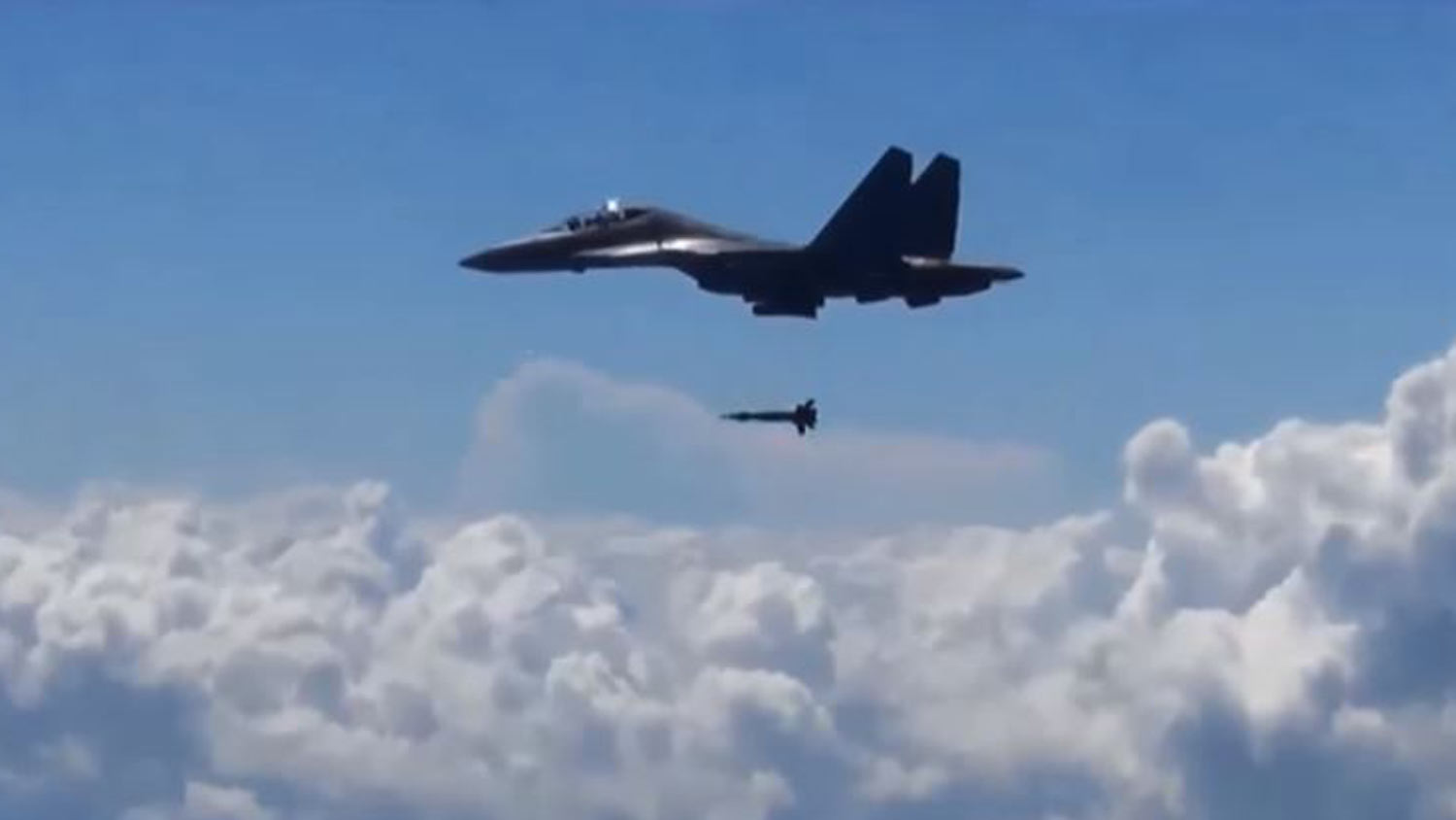 TUDM Berjaya Menggunakan Senjata Pintar Buatan Amerika Syarikat Pada Pesawat Sukhoi Buatan Russia