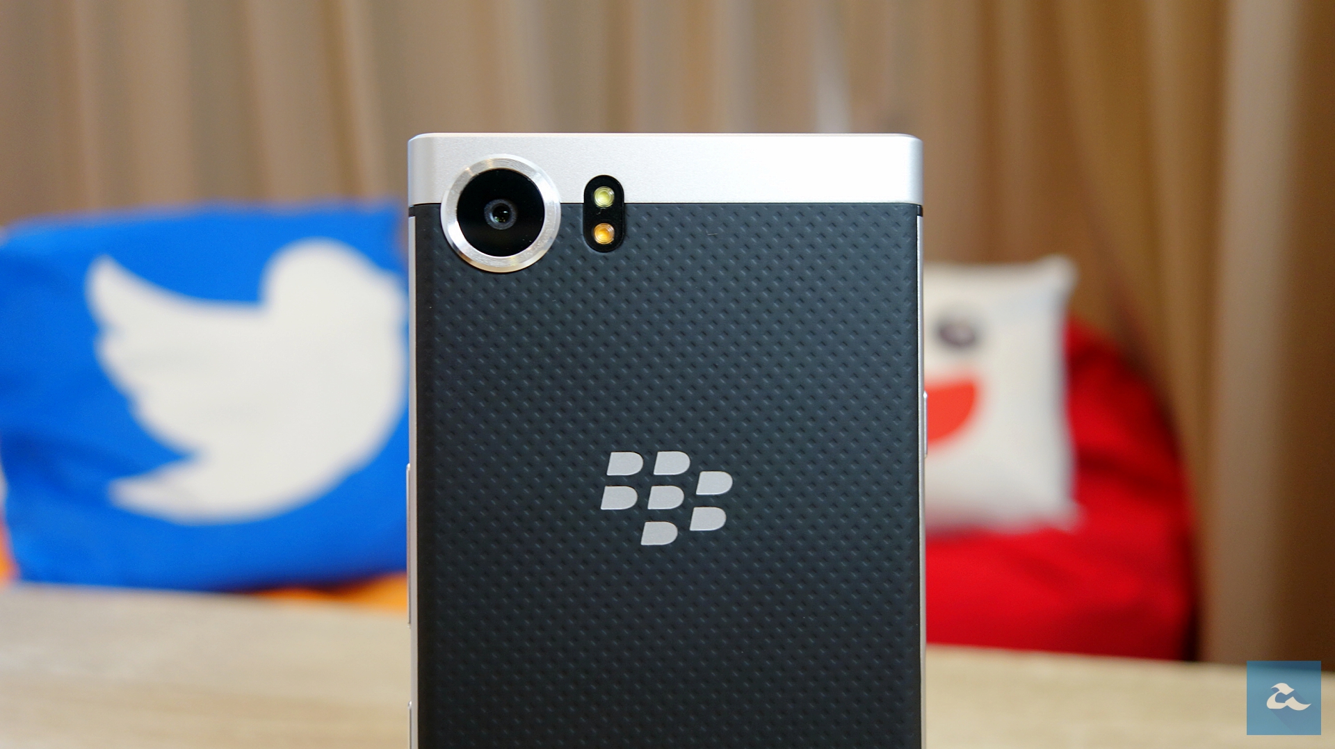 BlackBerry KeyOne Mula Menerima Kemaskini Android Oreo