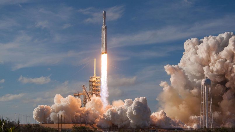 NASA Akan Menggunakan Roket Falcon Heavy SpaceX Untuk Melancarkan Komponen Stesen Angkasa The Gateway