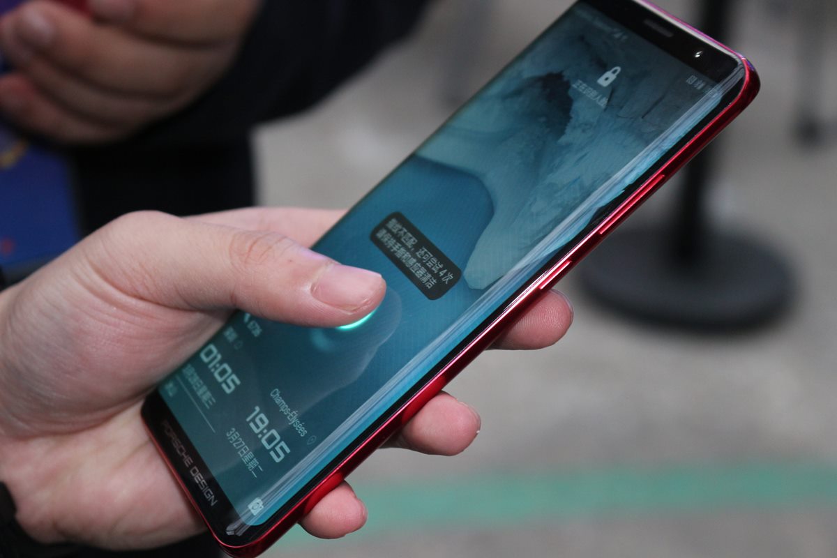 Huawei Dilaporkan Memesan Skrin OLED Dari Samsung Untuk Peranti Mate