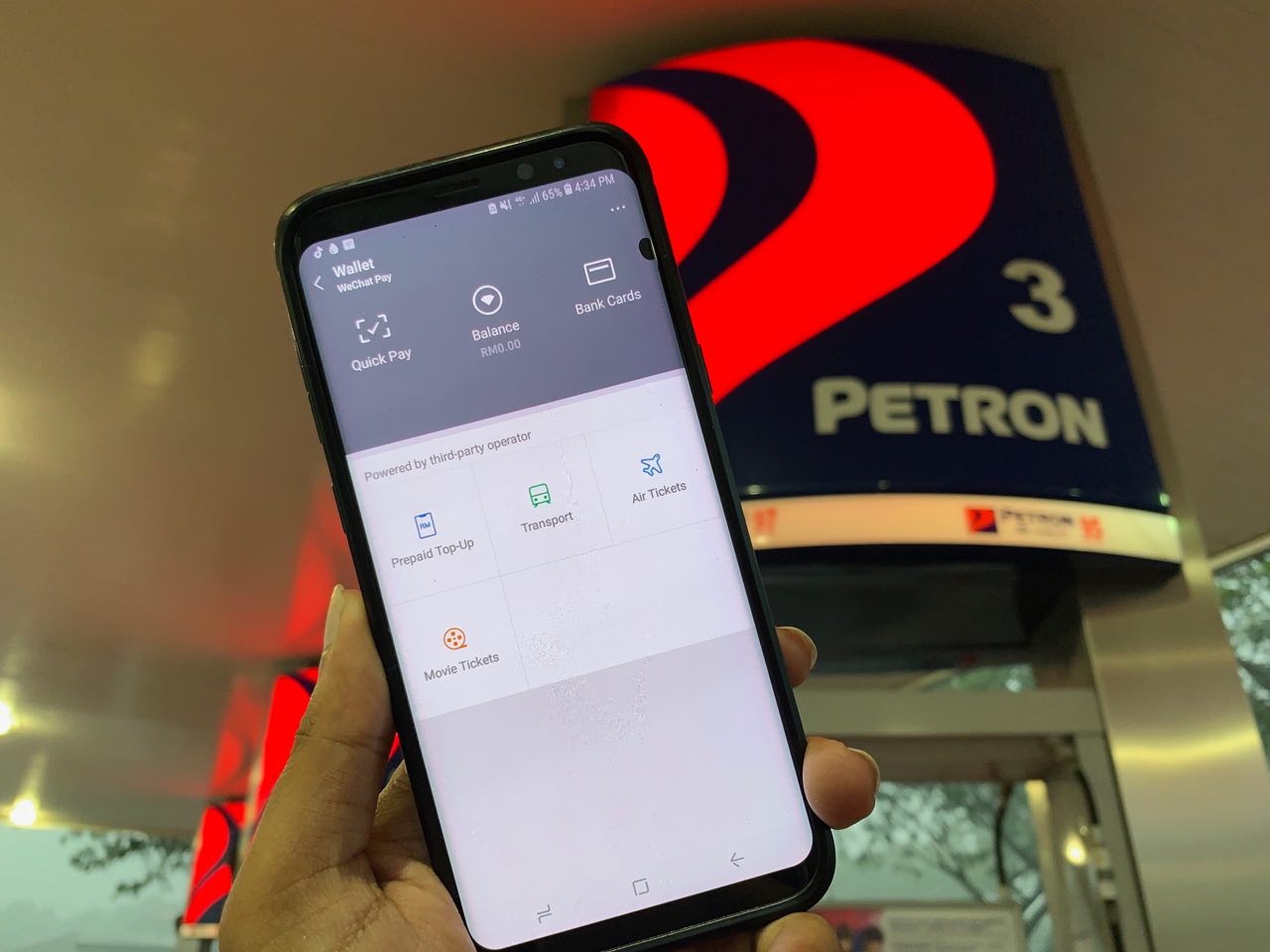 WeChat Pay Kini Boleh Digunakan Di Petron – Bayar Pembelian Minyak Secara Nirtunai