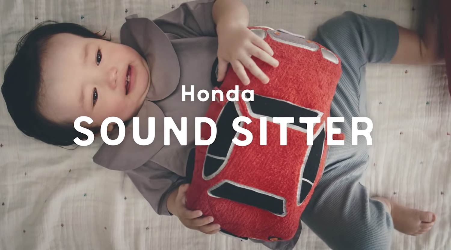 Bantal Sound Sitter Mengeluarkan Bunyi Deruman Enjin Honda NSX Bagi Menidurkan Bayi