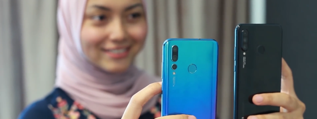 Google: Wanita Di Malaysia Memilih Telefon Pintar Kerana Keupayaan Kamera
