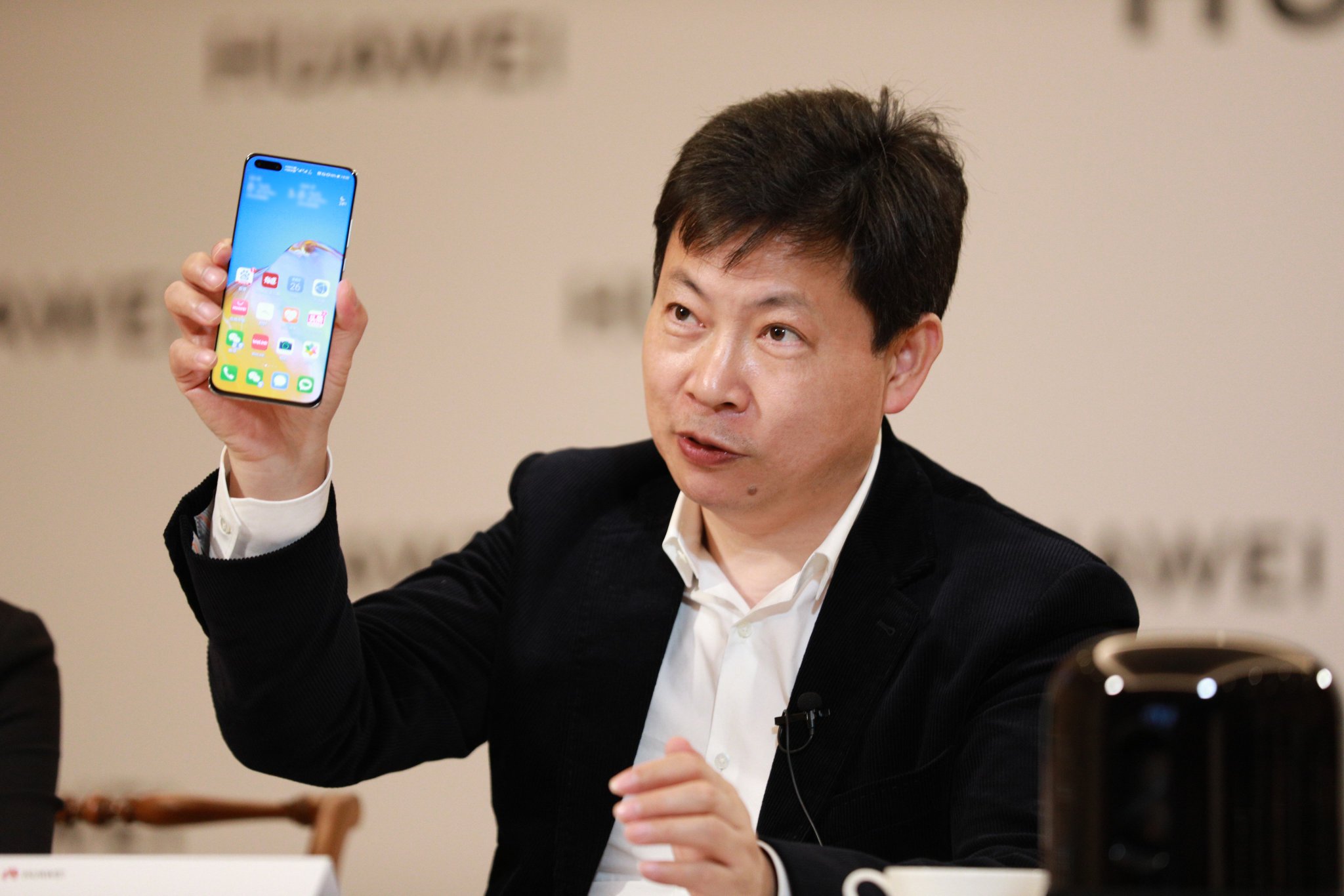 CEO Huawei Mengesahkan Tiada Telefon Berasaskan HarmonyOS Untuk Tahun Ini