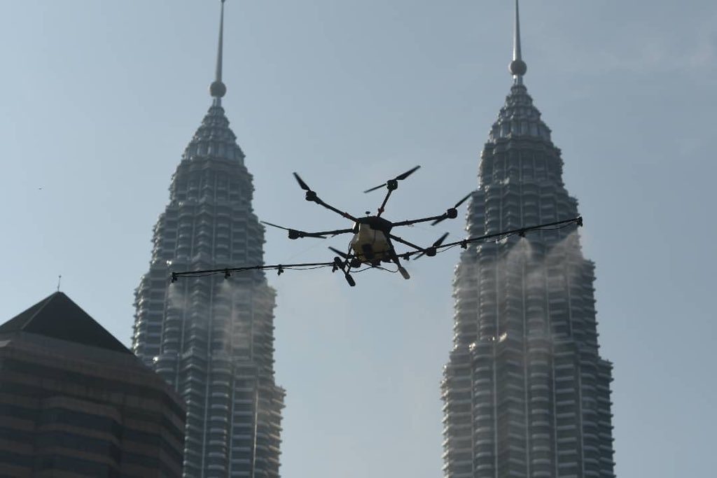 Penggunaan Dron Diuji Untuk Tujuan Pembasmian Kuman Di Sekitar Kuala Lumpur