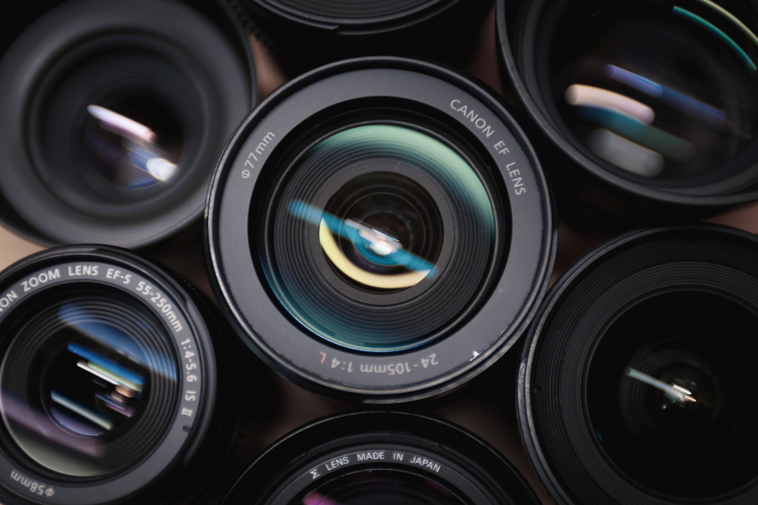 LG Membangunkan Lensa Meta Yang Hanya 1/10,000 Ketebalan Lensa Kamera Biasa