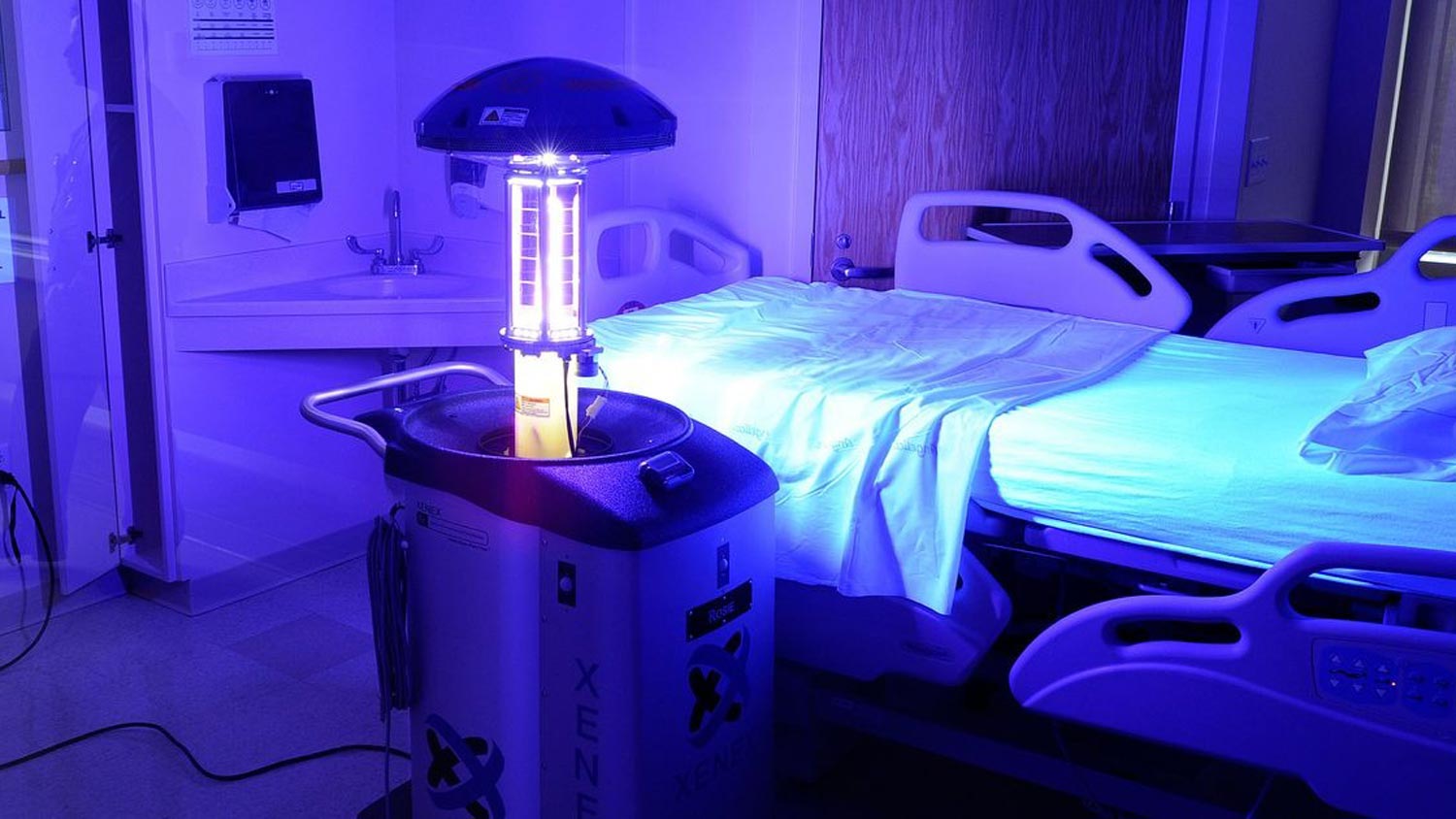 Kajian Terkini Mengesahkan Lampu Nyahkuman UV Boleh Menyebabkan Kerosakan Mata