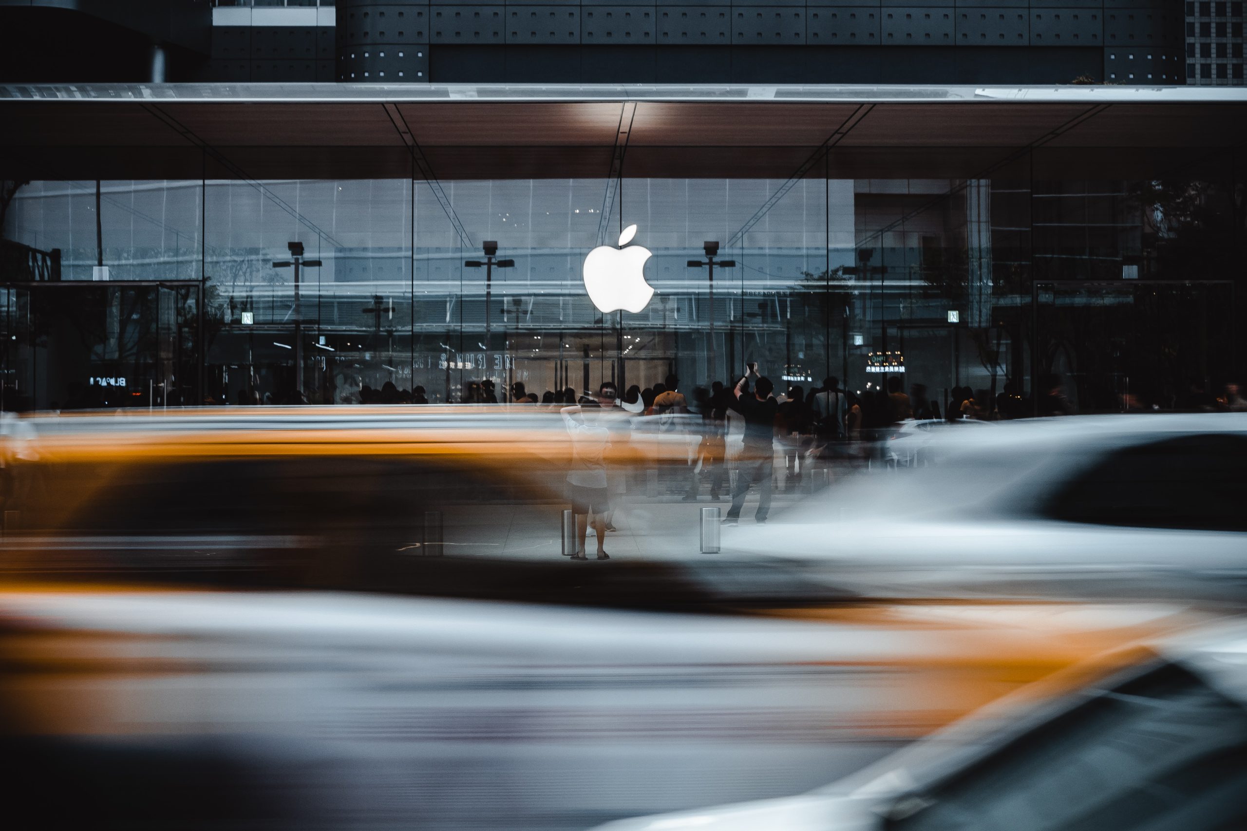 Apple Dilaporkan Mengalami Kesukaran Mencari Pengeluar Untuk Kereta Pertama Mereka