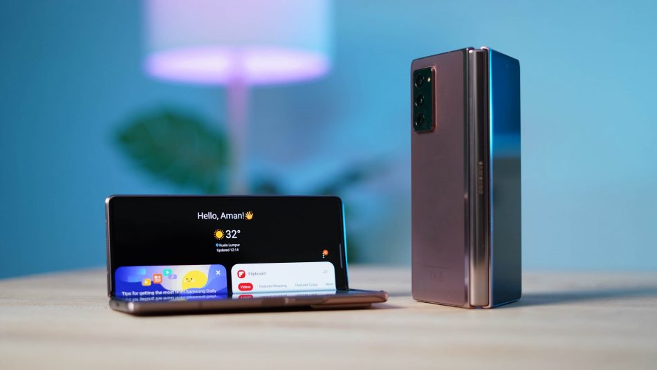 Samsung Mengeluarkan 4 Kali Ganda Telefon Boleh-Lipat Pada 2021 Berbanding 2020