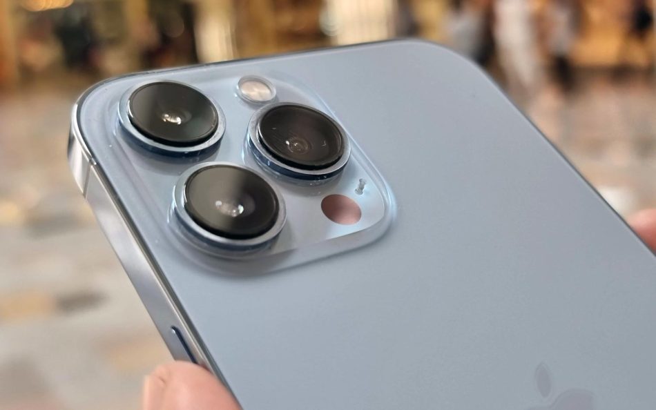 Kuo – iPhone 14 Pro Menyokong Rakaman 8K, iPhone 2023 Pula Akan Menggunakan Kamera Periskop