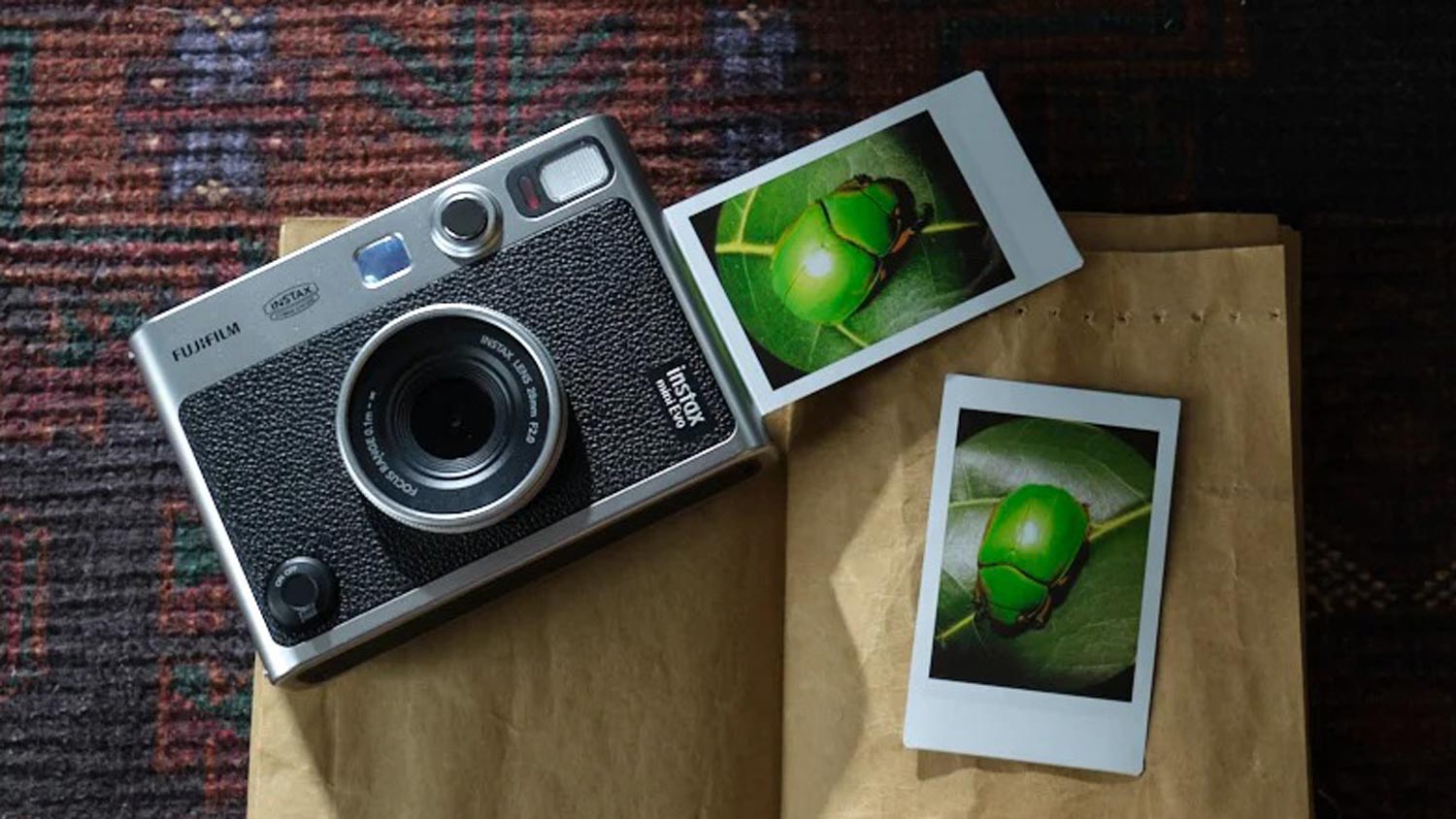 Fujifilm Mini Evo Hybrid Ialah Kamera Digital Yang Boleh Mencetak Sendiri Gambar Yang Diambil