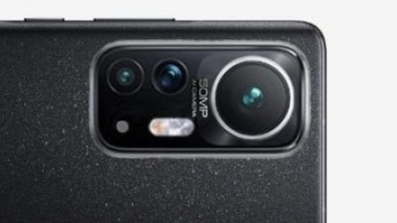 Panel Belakang Xiaomi 12 Tertiris Menunjukkan Perubahan Konfigurasi Kamera