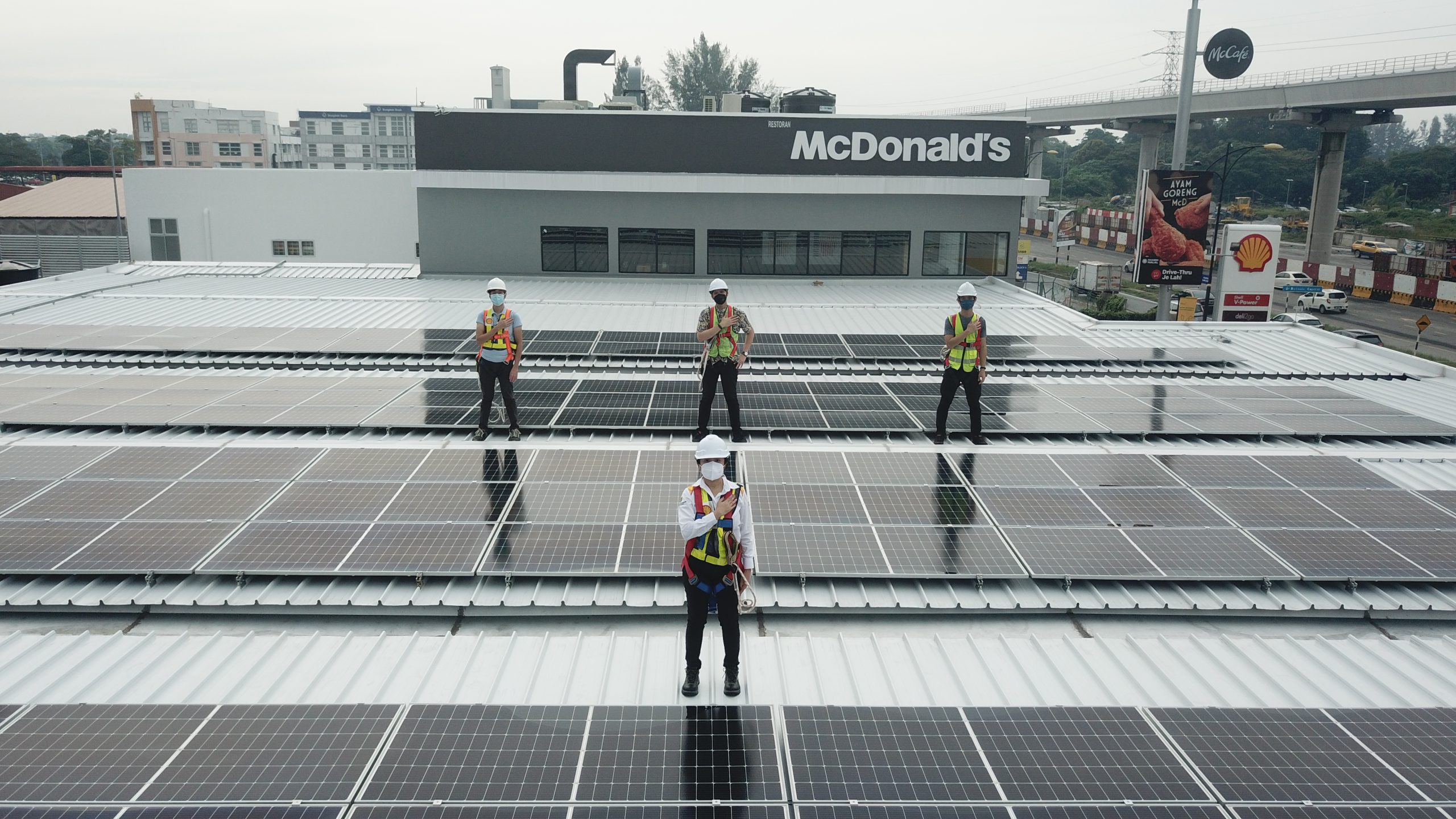 Shell Malaysia Kini Sedia Melengkapkan Lebih 200 Stesen Dengan Panel Solar