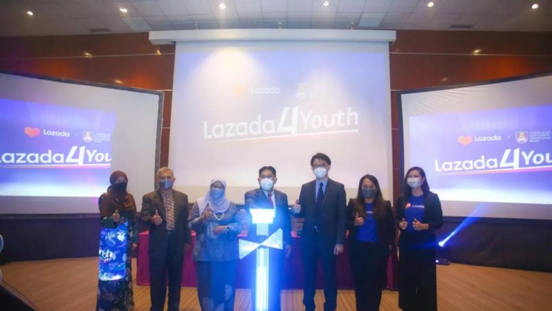 Lazada Bekerjasama Dengan UiTM – Melancarkan Lazada4Youth