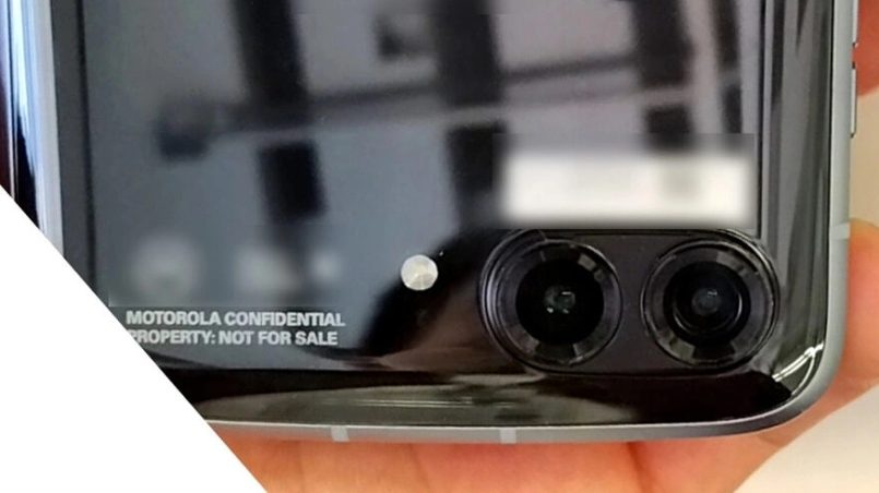 Imej Sebenar Motorola Razr 3 Tertiris – Skrin Luar Kini Lebih Besar Dan Dwi-Kamera