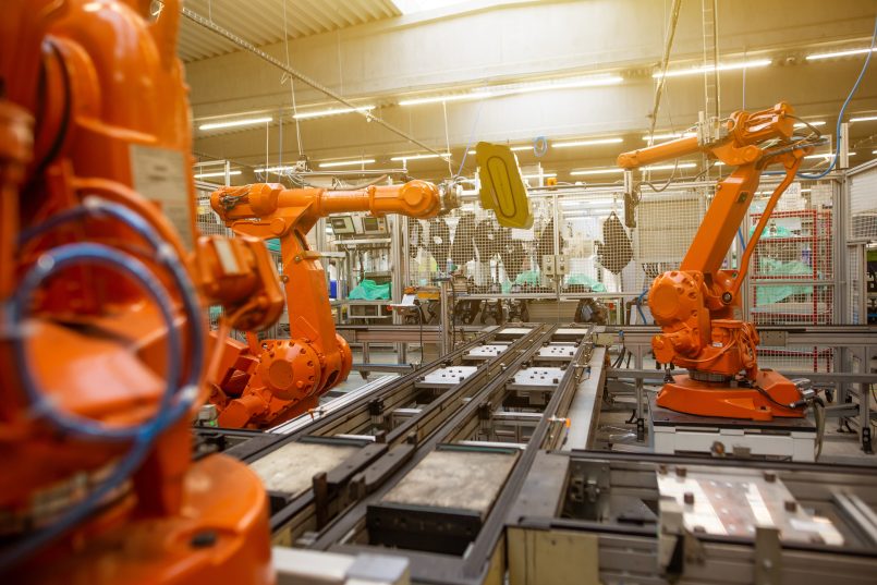 MOSTI Sasar Nisbah Seramai 195 Robot Kepada 10,000 Tenaga Kerja Manusia, Menjelang 2030