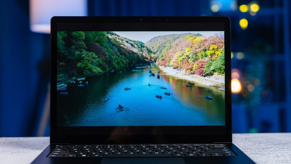 Microsoft Surface Laptop 5 Edited 11