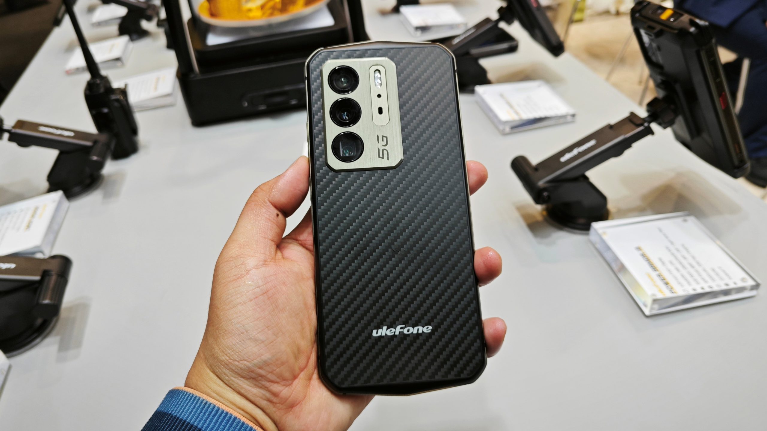 Ulefone 23 Ultra Adalah Peranti Snapdragon Tahan Lasak Dengan Tubuh Titanium Pertama Dunia