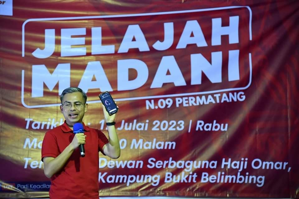 Fahmi Fadzil Sebahagian Dari Kumpulan Uji-kaji Rangkaian 5G Maxis – Memperlihatkan Kadar Muat-turun 692Mbps
