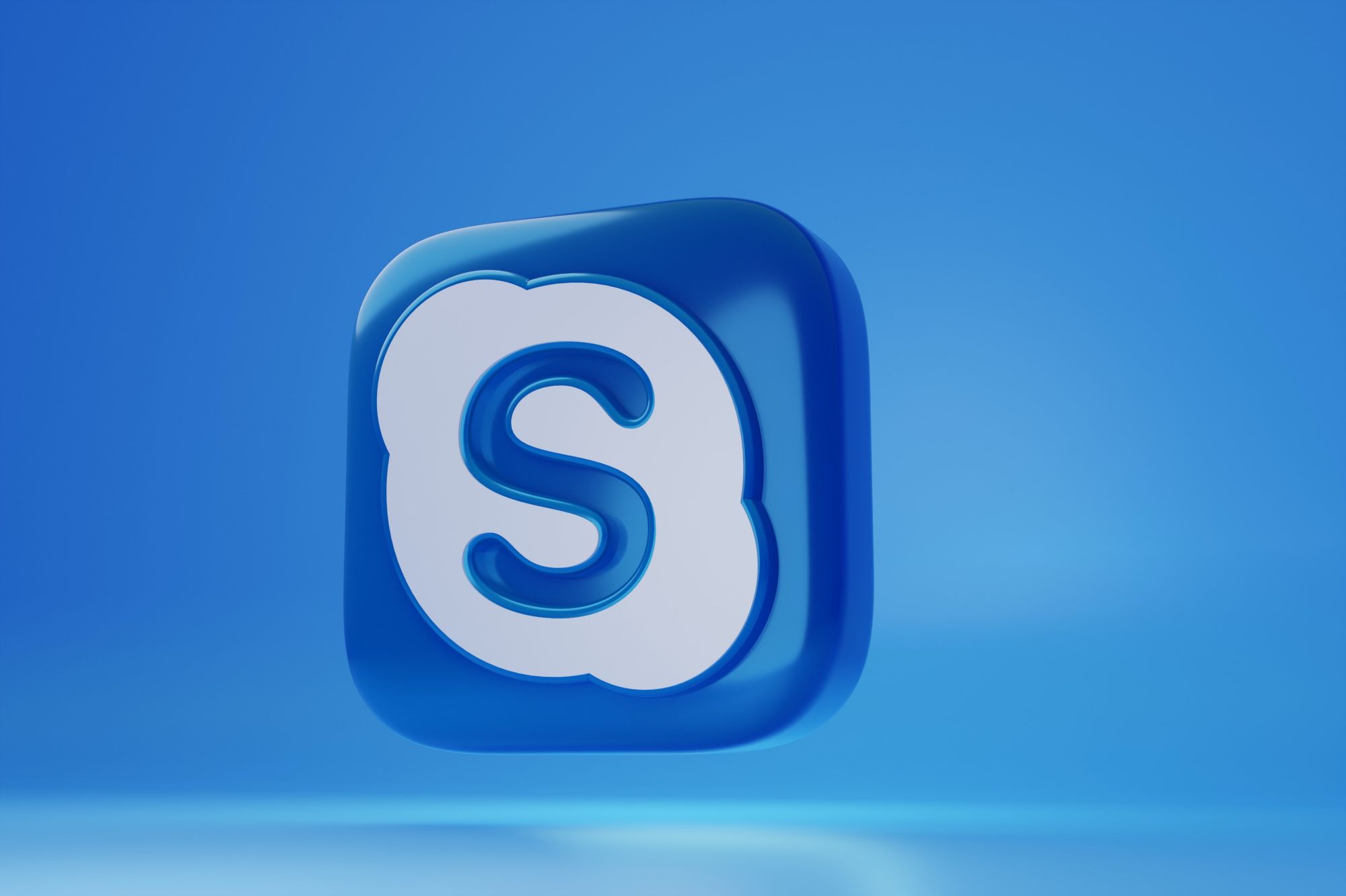 Skype Menambah Sokongan AI Untuk Menambah-Baik Penulisan Mesej Anda Ketika Berbual