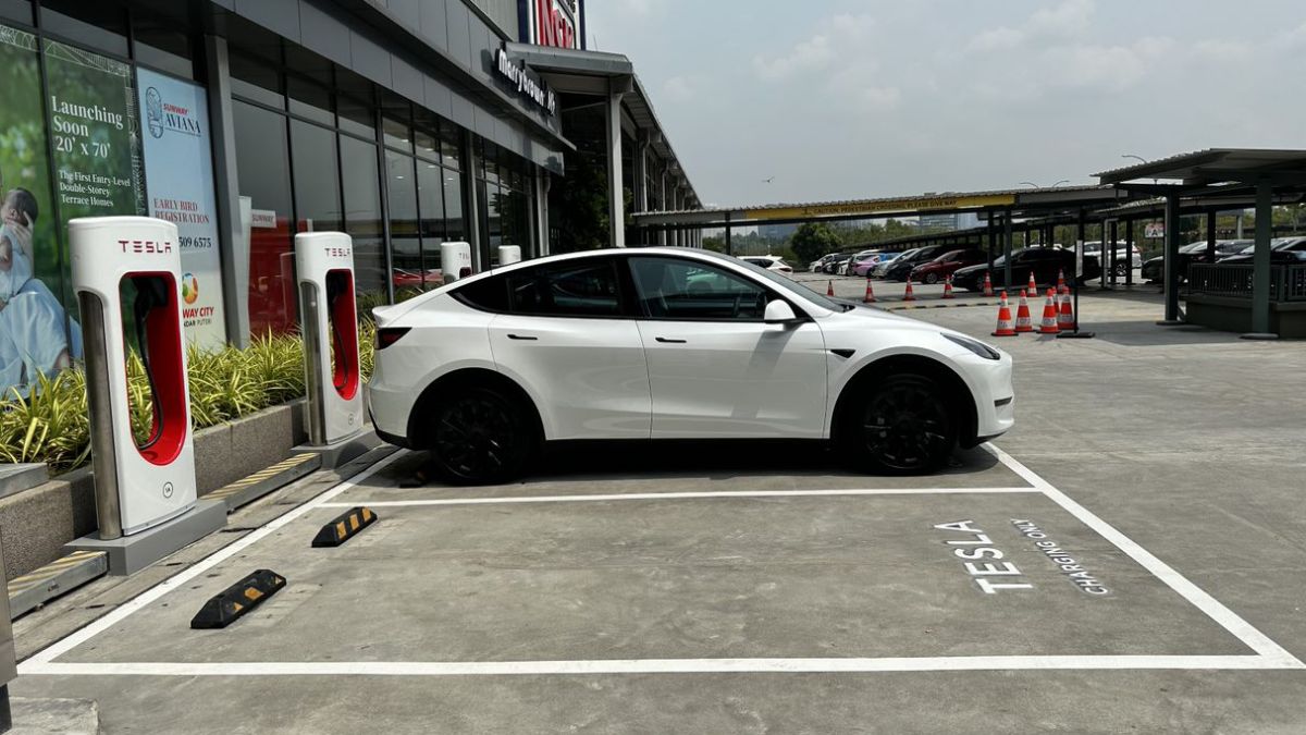 Tesla Membuka Stesen Pengecasan Tesla Supercharger Di Johor